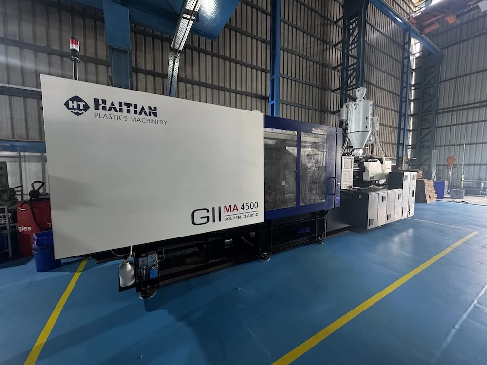 Injection Molding Press